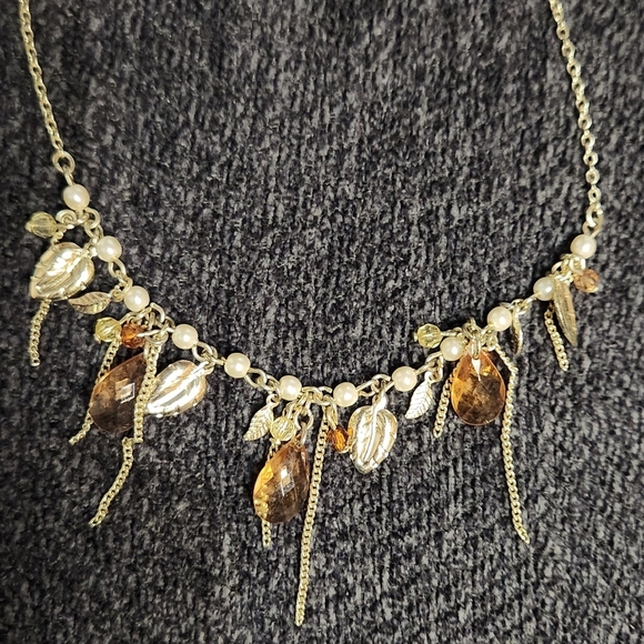 🍒 Vintage 1990s Avon Boho Necklace - Picture 1 of 5
